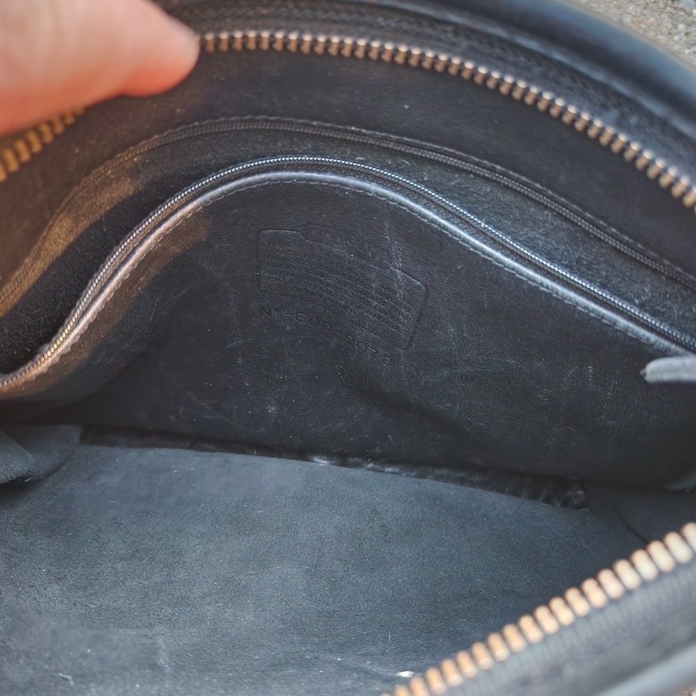 Coach Vtg. Andrea Slim Hobo bag 9073Black Leather Shoulder Bag - Picture 3 of 10